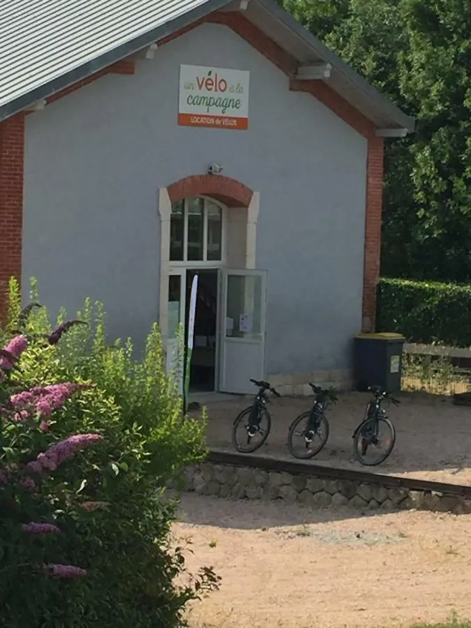 La Motte Villa Louroux-de-Bouble